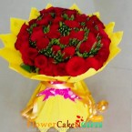 send red roses bunch and greeting Card delivery