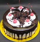 send half kg black forest cake delivery