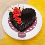 send 1Kg Eggless Dark Chocolate Heart Shape Cake delivery