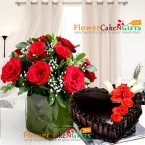 send half kg eggless heart shape chocolate cake with vase of 10 red roses delivery