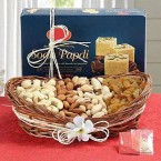 send Soan Papdi N Dry Fruits Hamper delivery