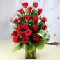 20 red roses in a vase