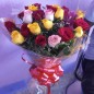 16 mix roses bouquet