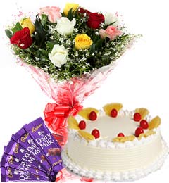 send 1Kg Pineapple Cake Mix Roses Bouquet n Chocolate delivery