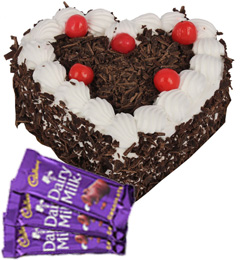 send Eggless 1kg Heart Shape Black Forest Cake N Chocolate delivery