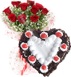 1kg Heart Shaped Black Forest Cake with Red Roses Bunch
