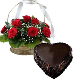 1Kg Heart Shape Chocolate Truffle Cake N Red Roses Basket