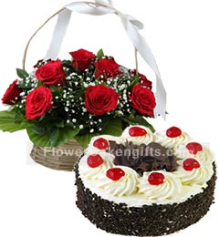 send 1Kg Balck Forest Cake N Red Roses Basket delivery