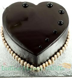Fresh Heart Shape Chocolate Truffle Eggless Cake