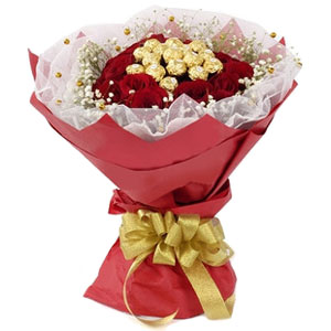 send roses and ferrero rocher chocolates Bouquet delivery