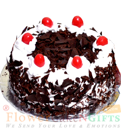 send half kg black forest cake delivery