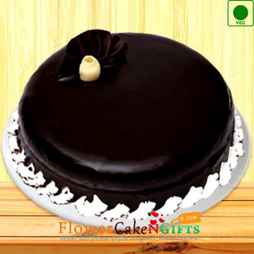 half Kg Eggless Dark Chocolate Cake