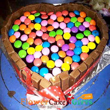 send 500gms Heart Shape KitKat Gems Chocolate Cake delivery