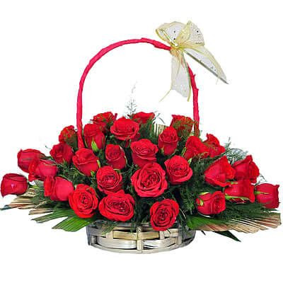 send 30 Red Roses Basket delivery