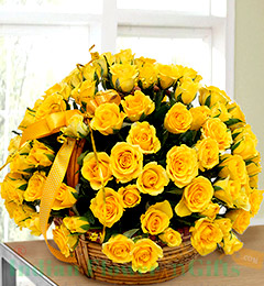 50 yellow roses basket