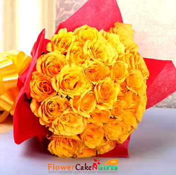 send 35 Yellow Roses Bouquet delivery