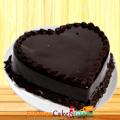 send 500gms Eggless Dark Chocolate Heart Shape Cake delivery