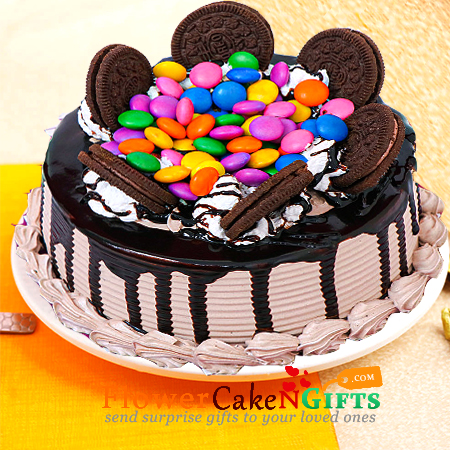 send half kg gems oreo chocolate cake delivery