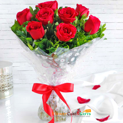 send 8 red roses bouquet delivery