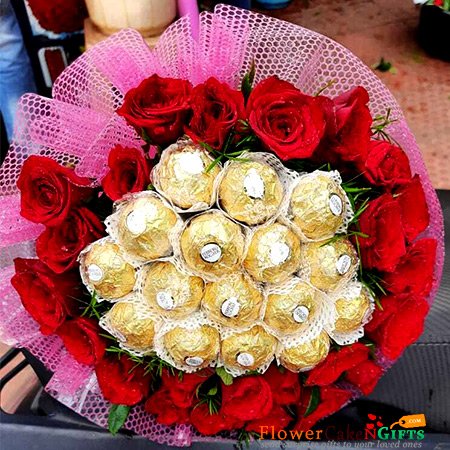 send 20 red roses 16 Ferrero Rocher Chocolates Bouquet delivery