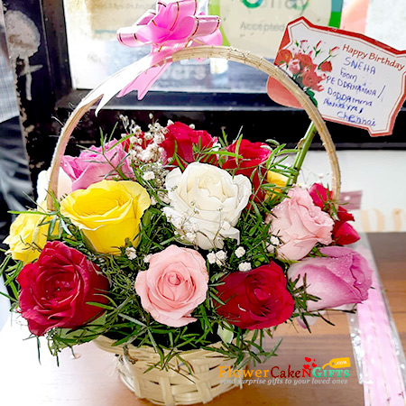 send 18 mixed roses flowers basket delivery